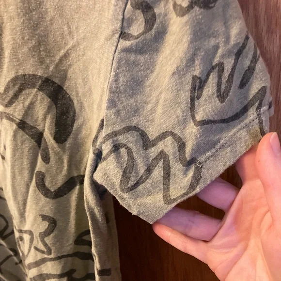 Jenny Pennywood Moth Pattern Tee Shirt Muted Olive Green size 2 Linen Cotton - Picture 7 of 10